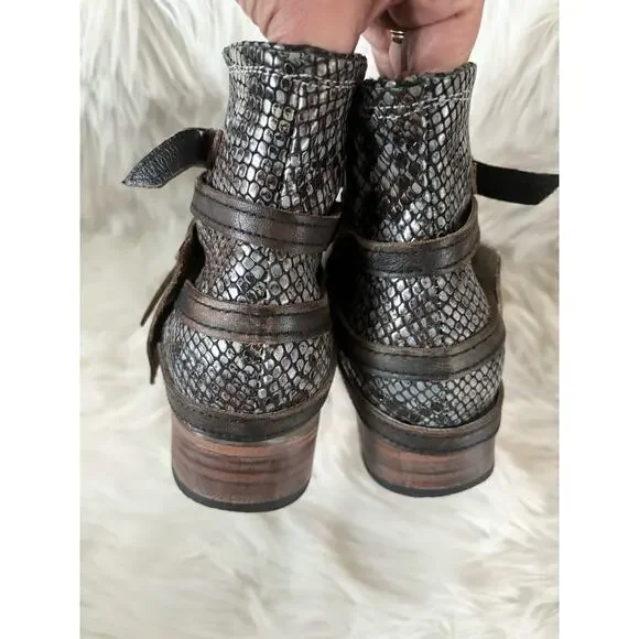 FREEBIRD BY STEVEN Belfast Booties 9 Black Multi Snakeskin